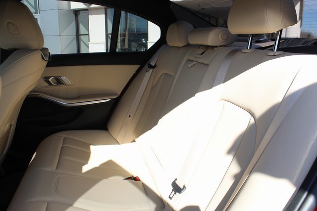 Used 2021 BMW 330i Sedan w/ Convenience Package image 27