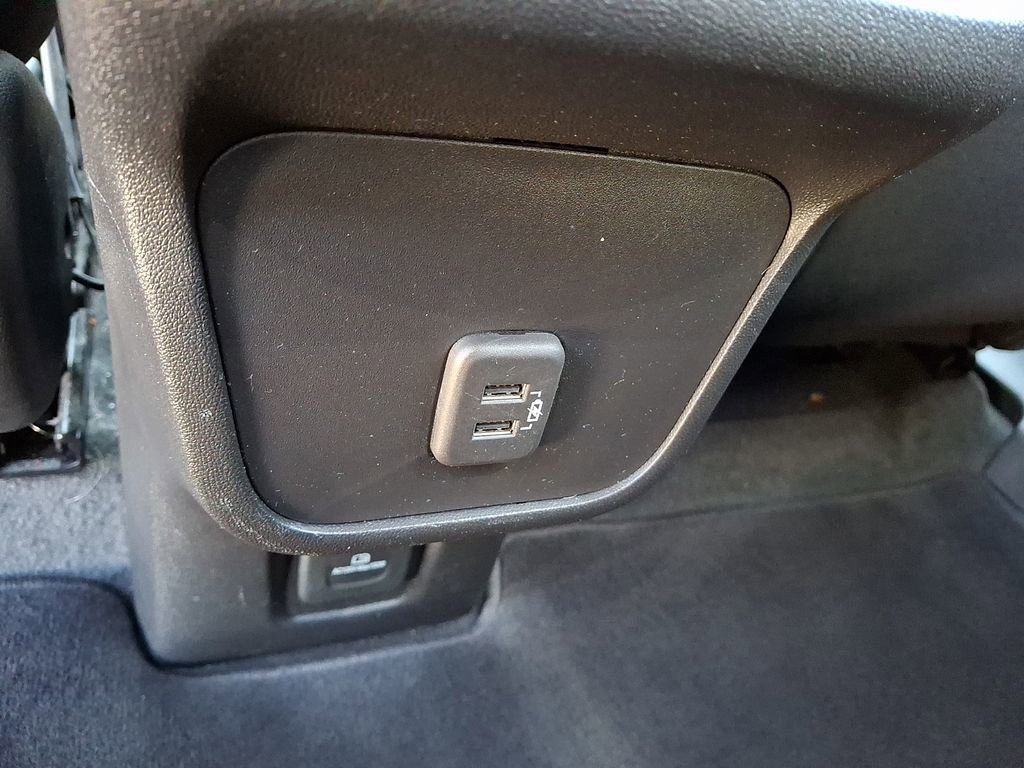 Used 2022 Chevrolet Equinox LT AWD/4WD image 13