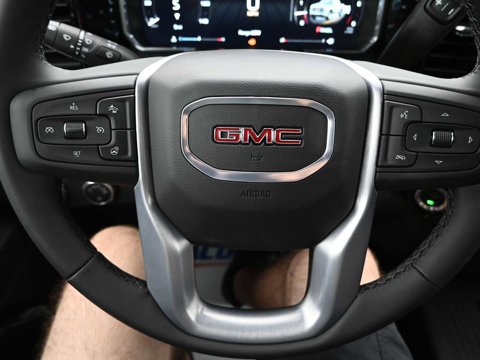 New 2026 GMC Sierra 1500 SLE image 11