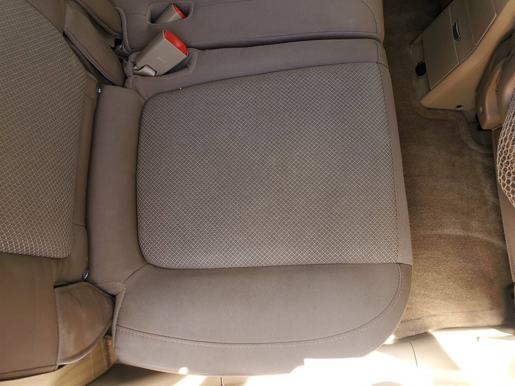 Used 2008 Saturn Vue XR image 32