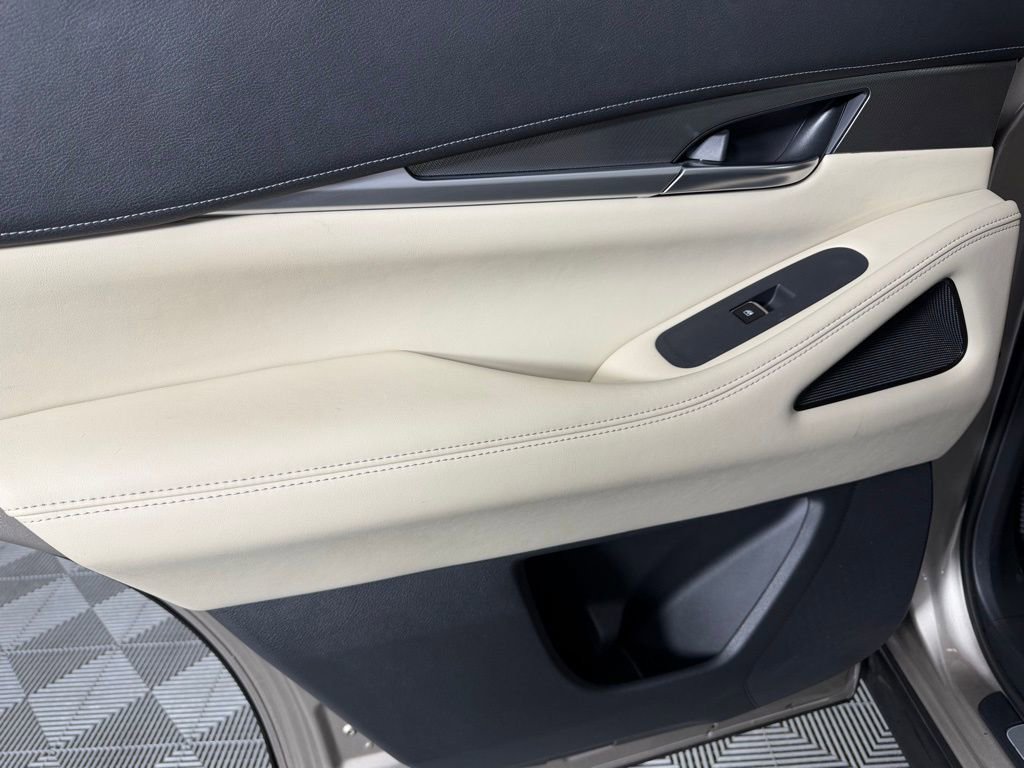 Used 2023 INFINITI QX60 Luxe w/ Cargo Package image 28