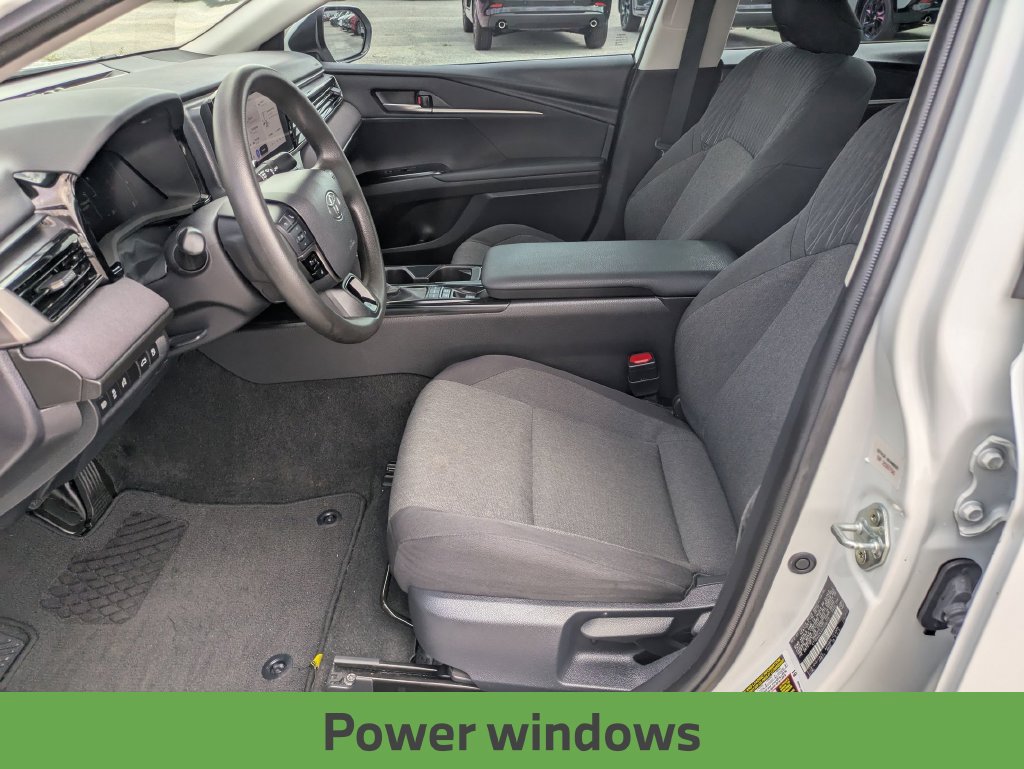 Used 2025 Toyota Camry LE FWD image 15