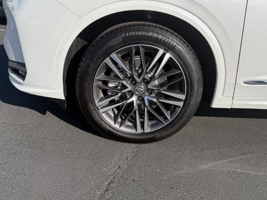 New 2026 Acura MDX w/ Advance Package AWD/4WD image 6