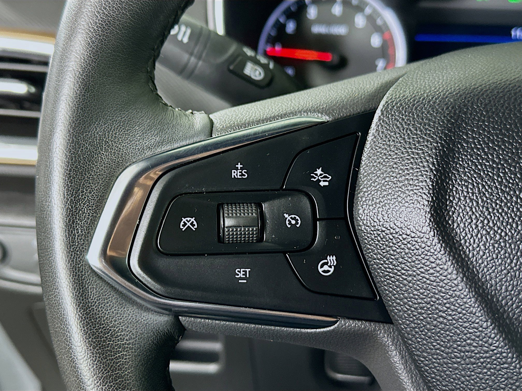 Used 2023 Chevrolet TrailBlazer ACTIV w/ Sun and Liftgate Package image 16