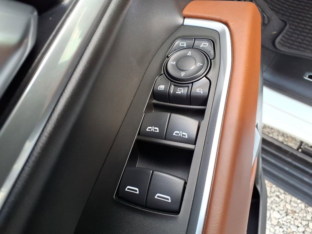 Used 2025 GMC Sierra 3500 Denali Ultimate AWD/4WD image 28