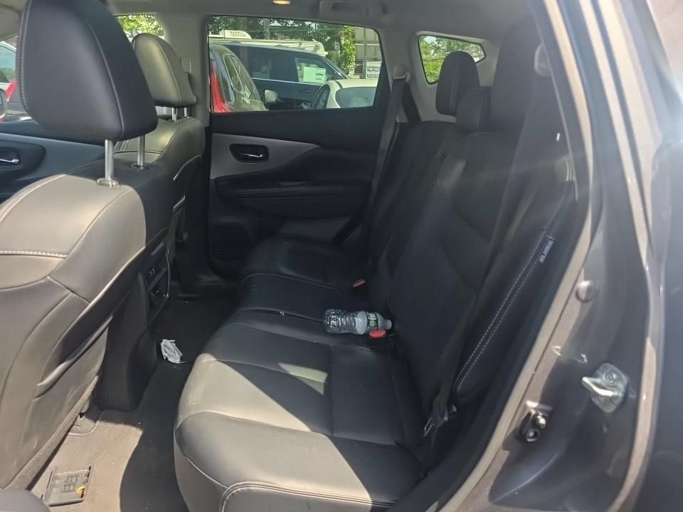 Used 2024 Nissan Murano SL AWD/4WD image 7
