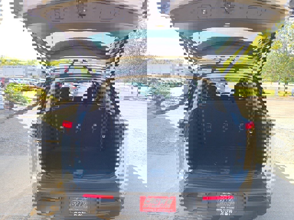 New 2025 Nissan Pathfinder SV image 7