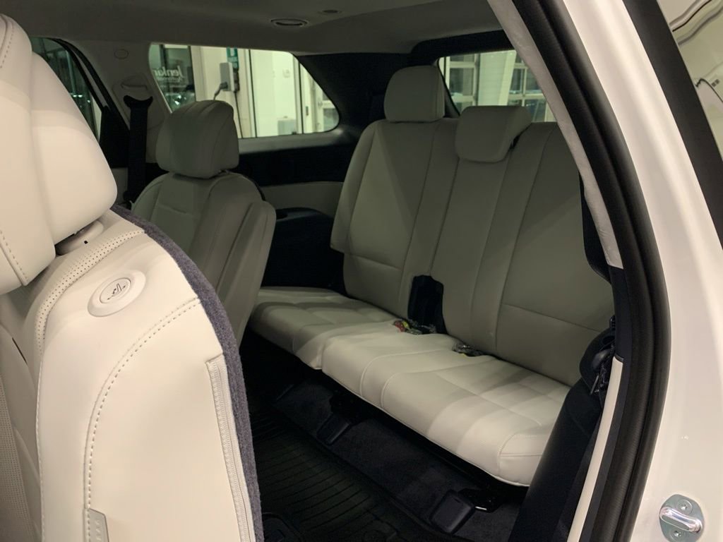 New 2026 Hyundai Palisade Calligraphy AWD/4WD image 16
