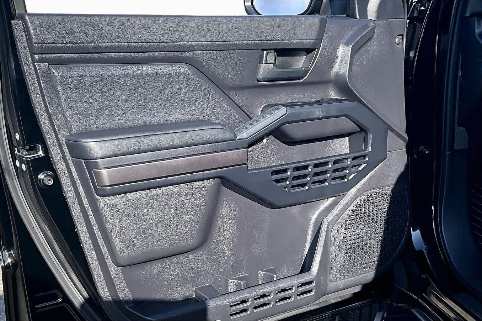 Certified 2025 Toyota 4Runner SR5 AWD/4WD image 21