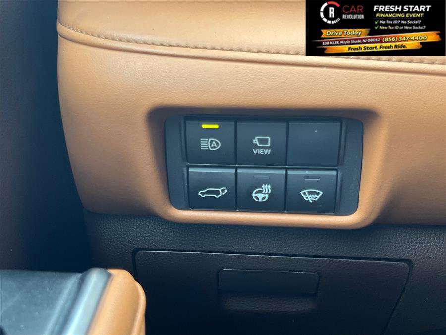 Used 2020 Toyota Highlander Platinum image 33