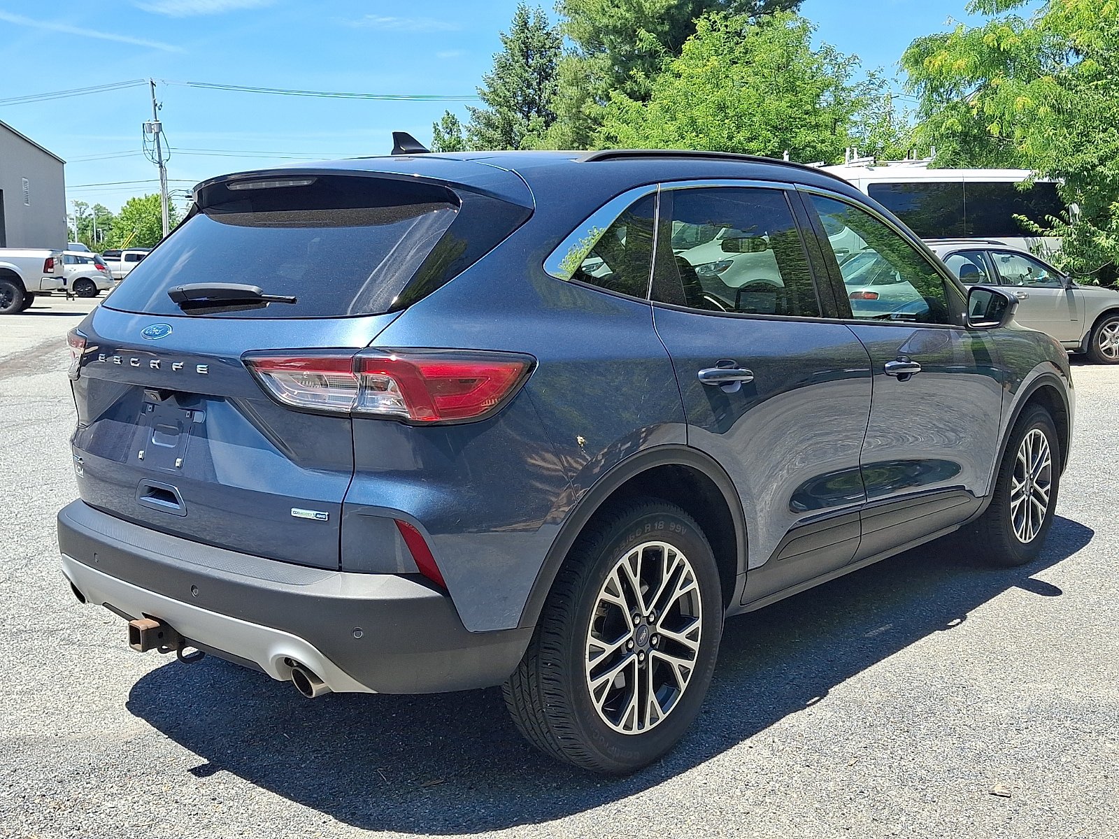 Used 2020 Ford Escape SEL AWD/4WD video 4