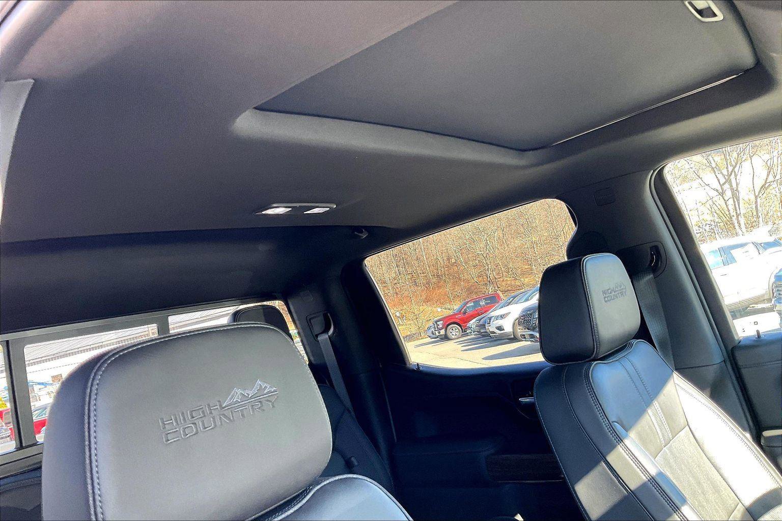 Used 2022 Chevrolet Silverado 1500 High Country image 23