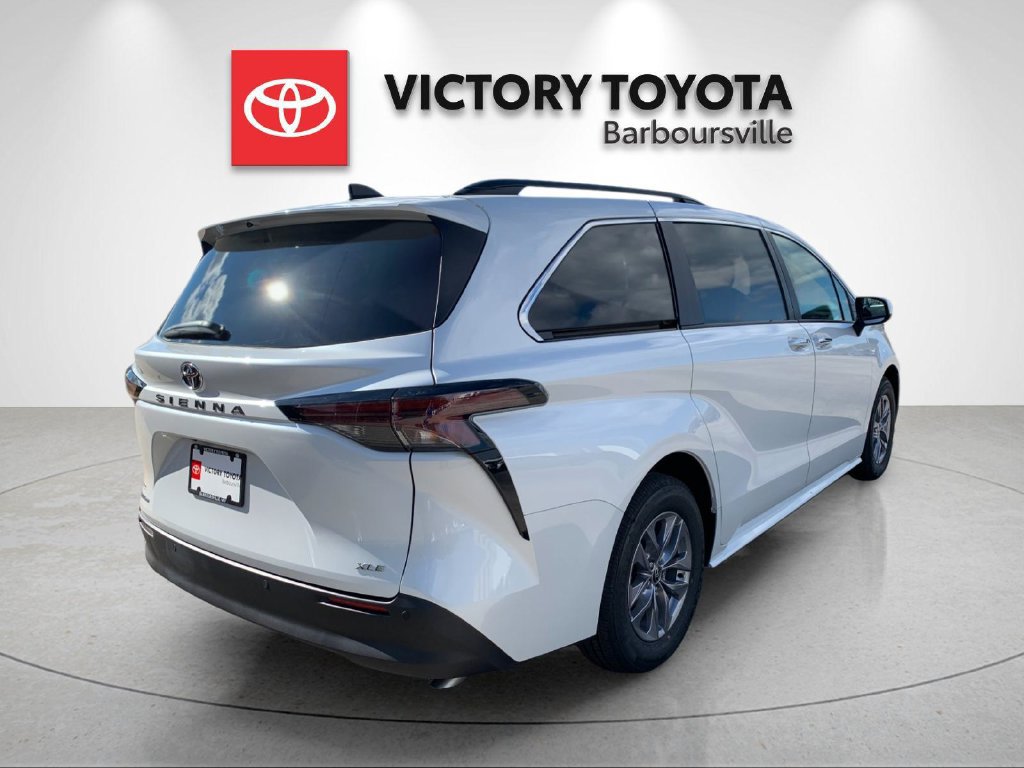 New 2026 Toyota Sienna XLE AWD/4WD image 7