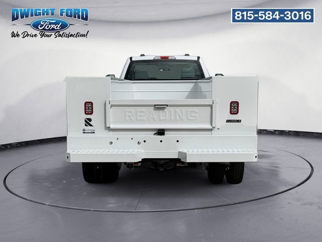 New 2025 Ford F450 XL w/ XL Chrome Package image 4