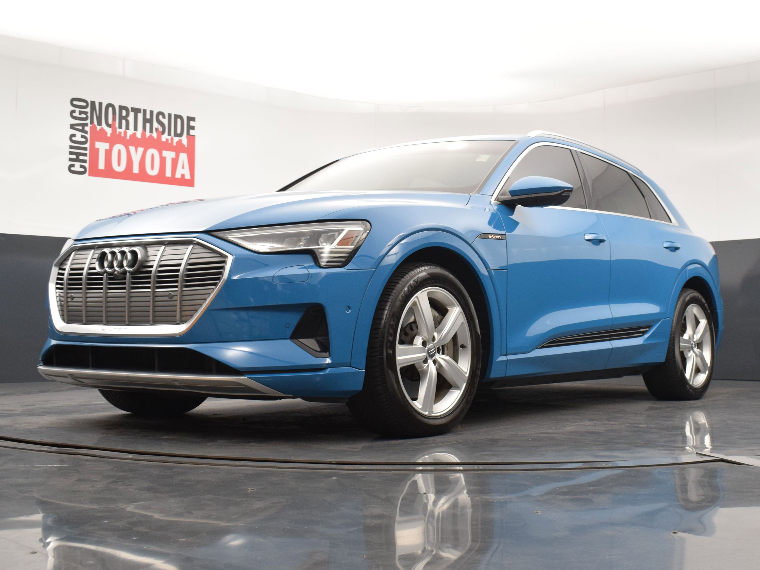 Used 2019 Audi e-tron Premium Plus AWD/4WD image 48