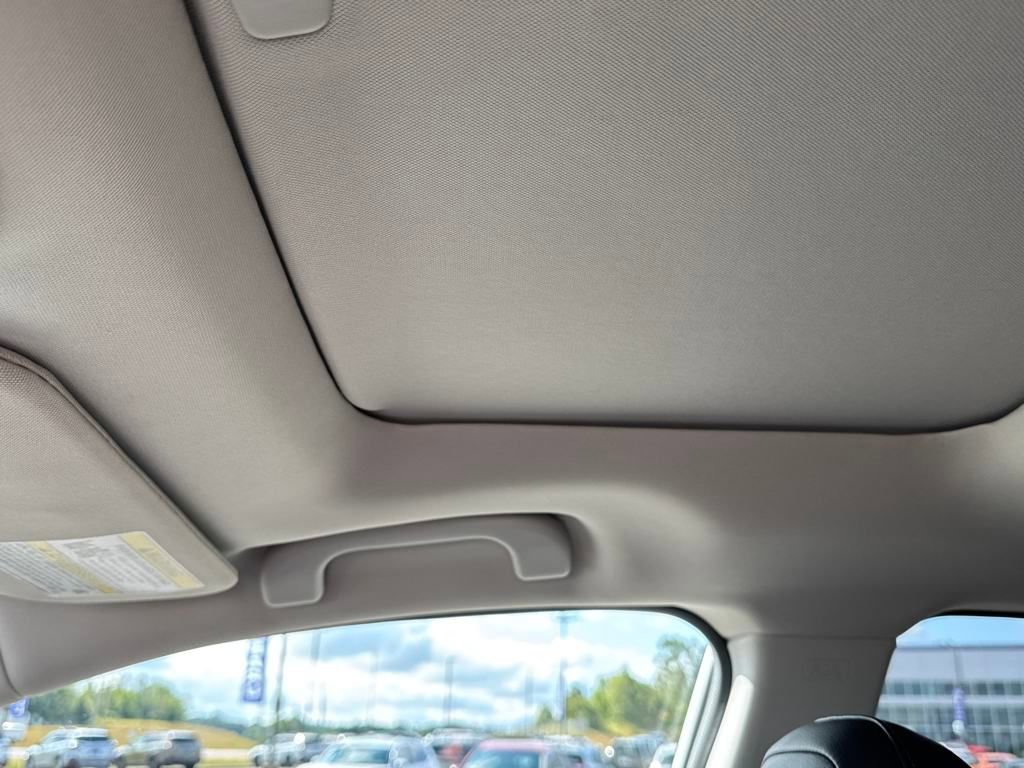 New 2025 Subaru Outback Limited w/ Popular Package #2 image 18