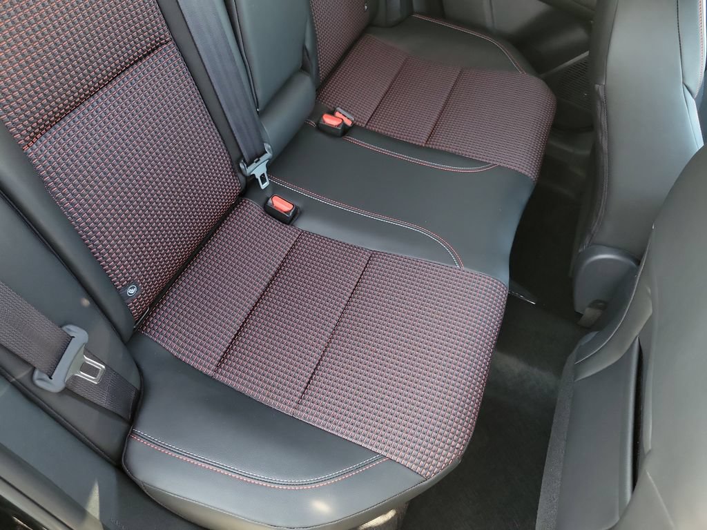 New 2026 Nissan Kicks SR FWD image 16