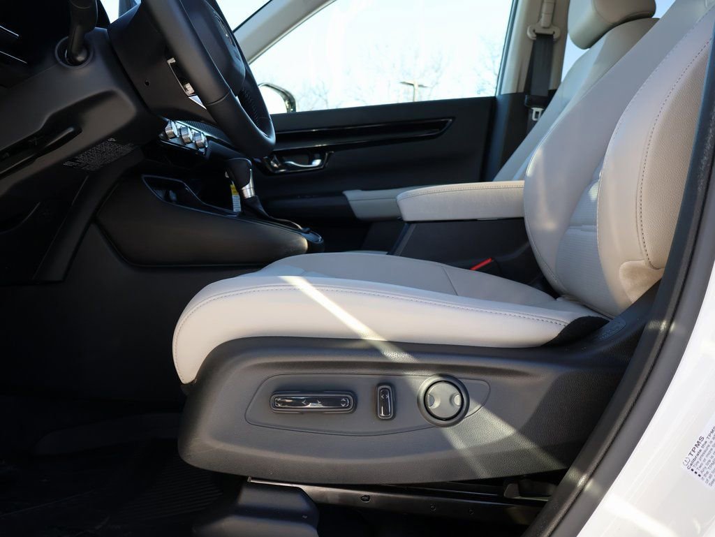 Certified 2026 Honda CR-V EX-L image 32