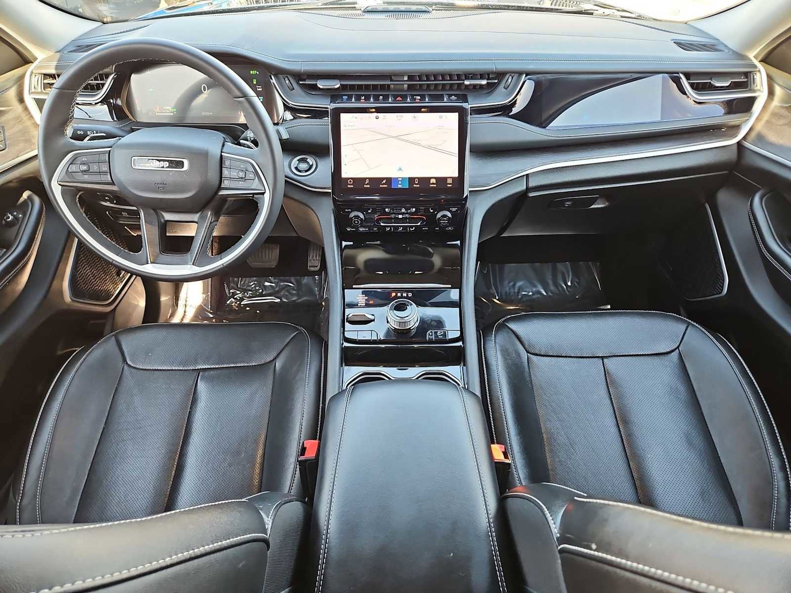 Used 2022 Jeep Grand Cherokee Limited 4xe w/ Luxury Tech Group II image 16