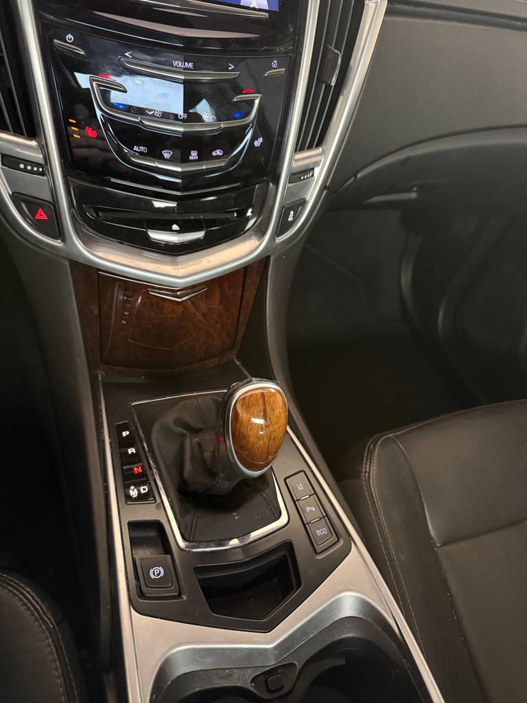 Used 2014 Cadillac SRX Luxury w/ Driver Awareness Package FWD image 11