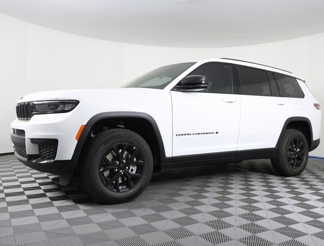 Used 2025 Jeep Grand Cherokee L Altitude