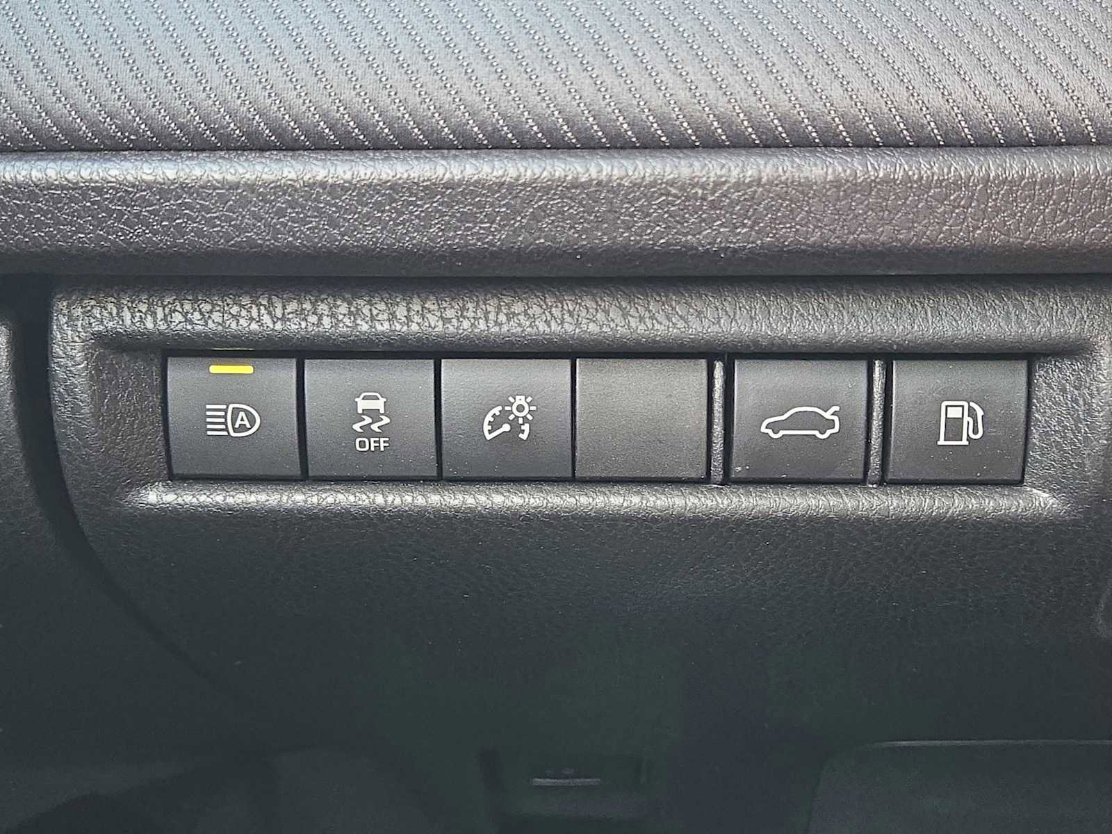 Used 2026 Toyota Camry SE FWD image 21