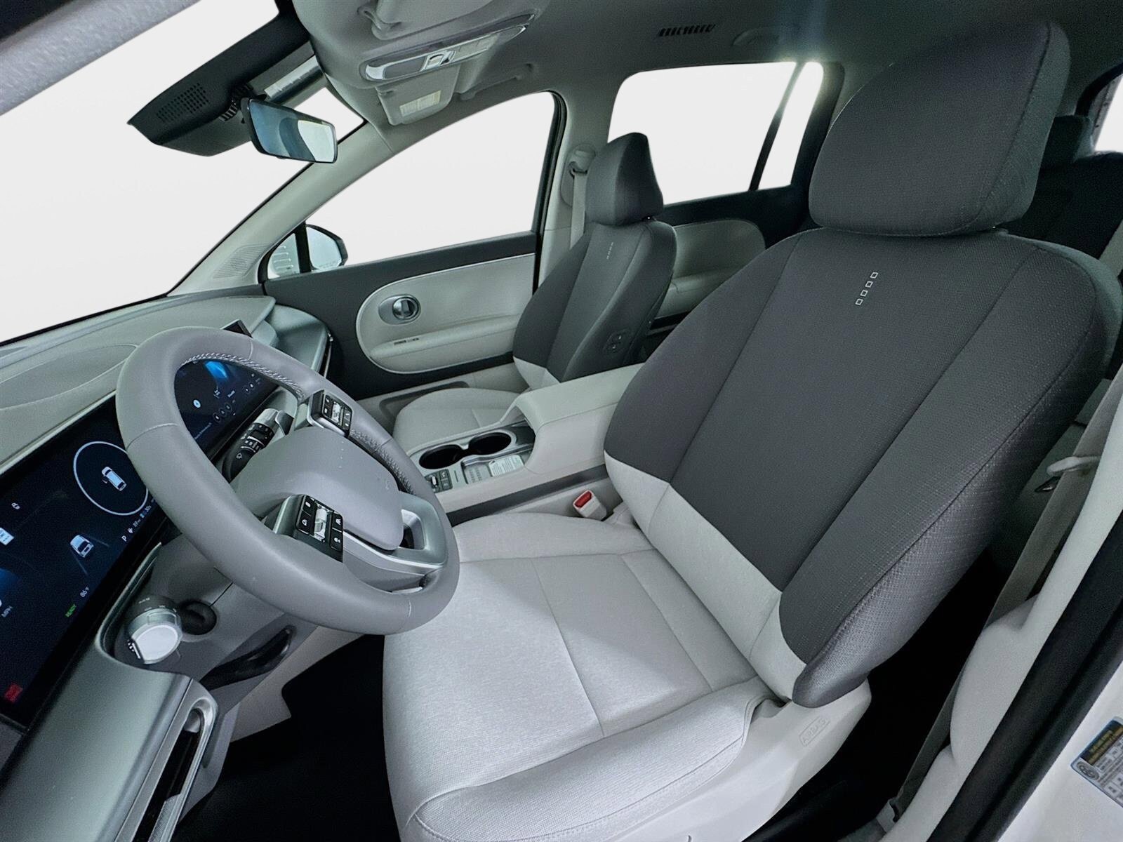 New 2026 Hyundai Ioniq 9 SE AWD/4WD image 11