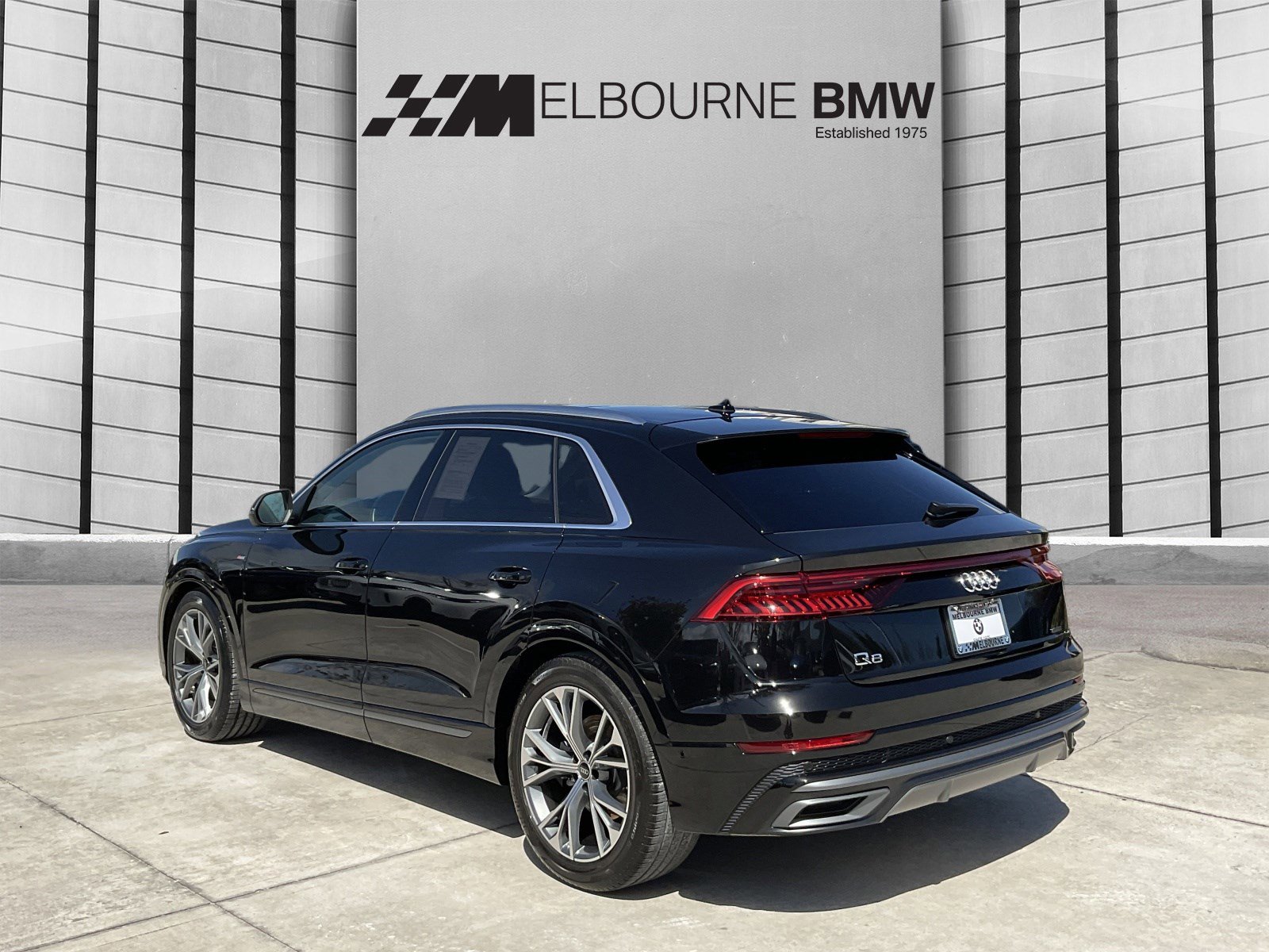 Used 2023 Audi Q8 Prestige image 6