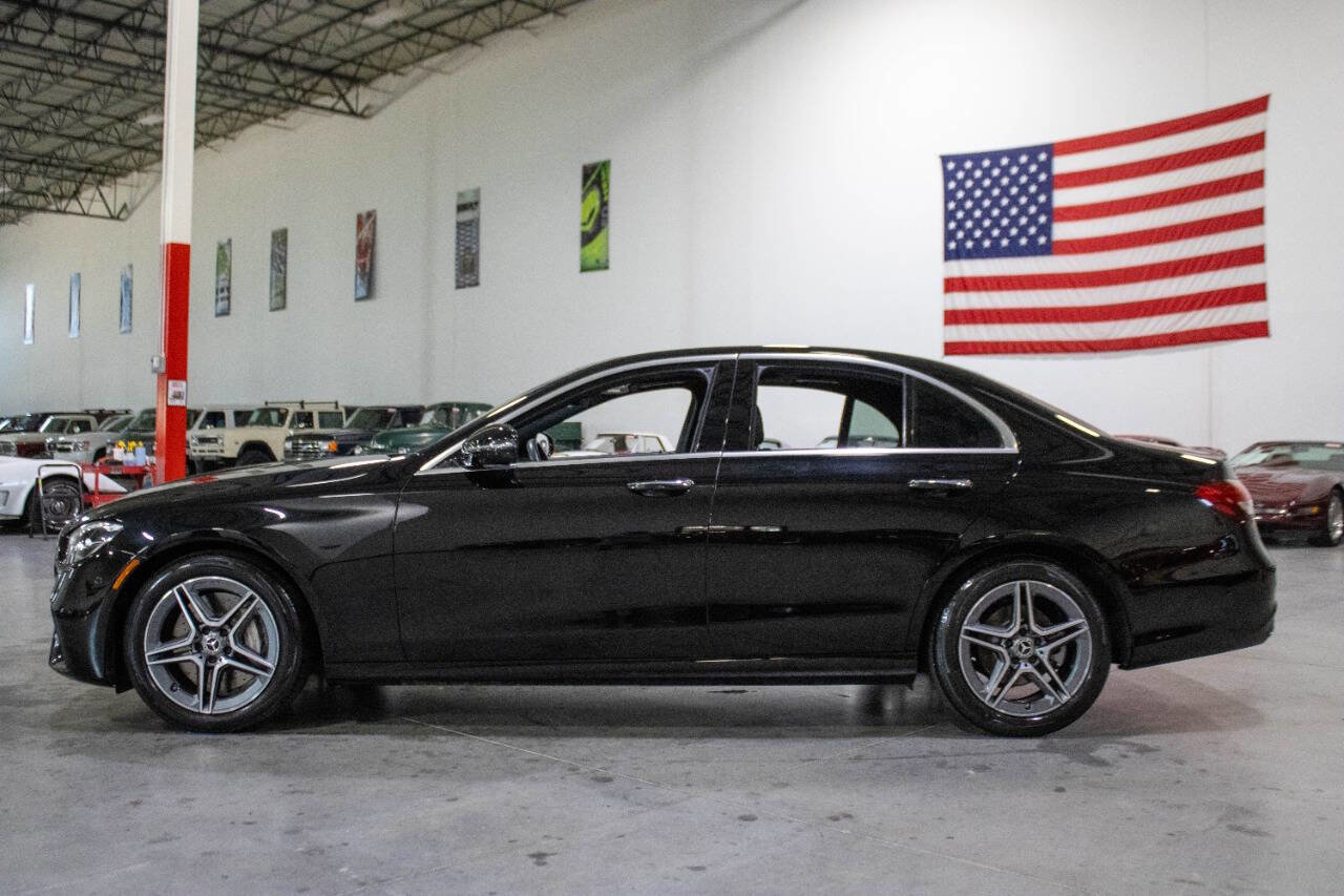 Used 2023 Mercedes-Benz E 350 4MATIC Sedan image 3