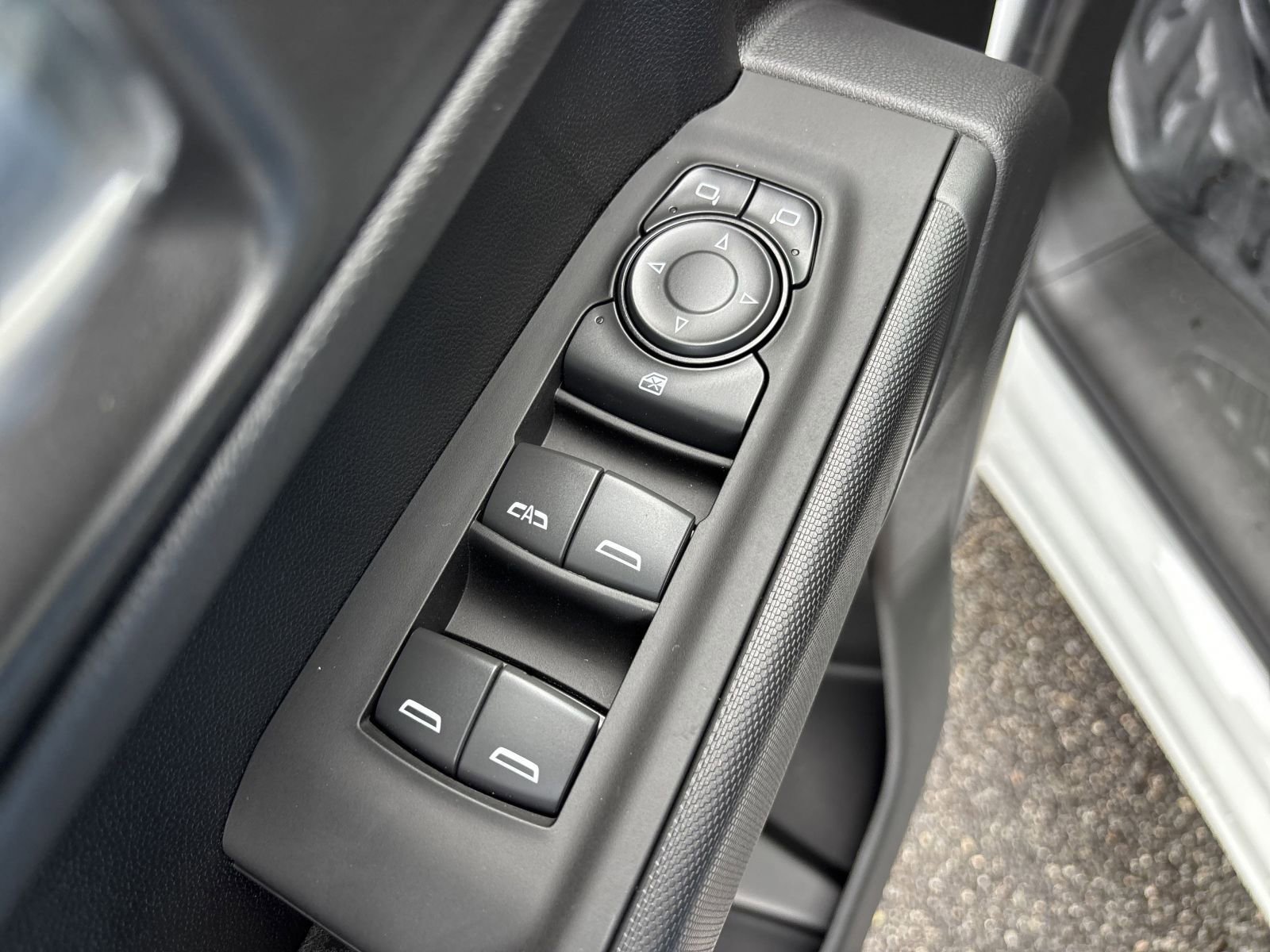 New 2026 GMC Sierra 1500 Pro w/ Pro Value Package image 18