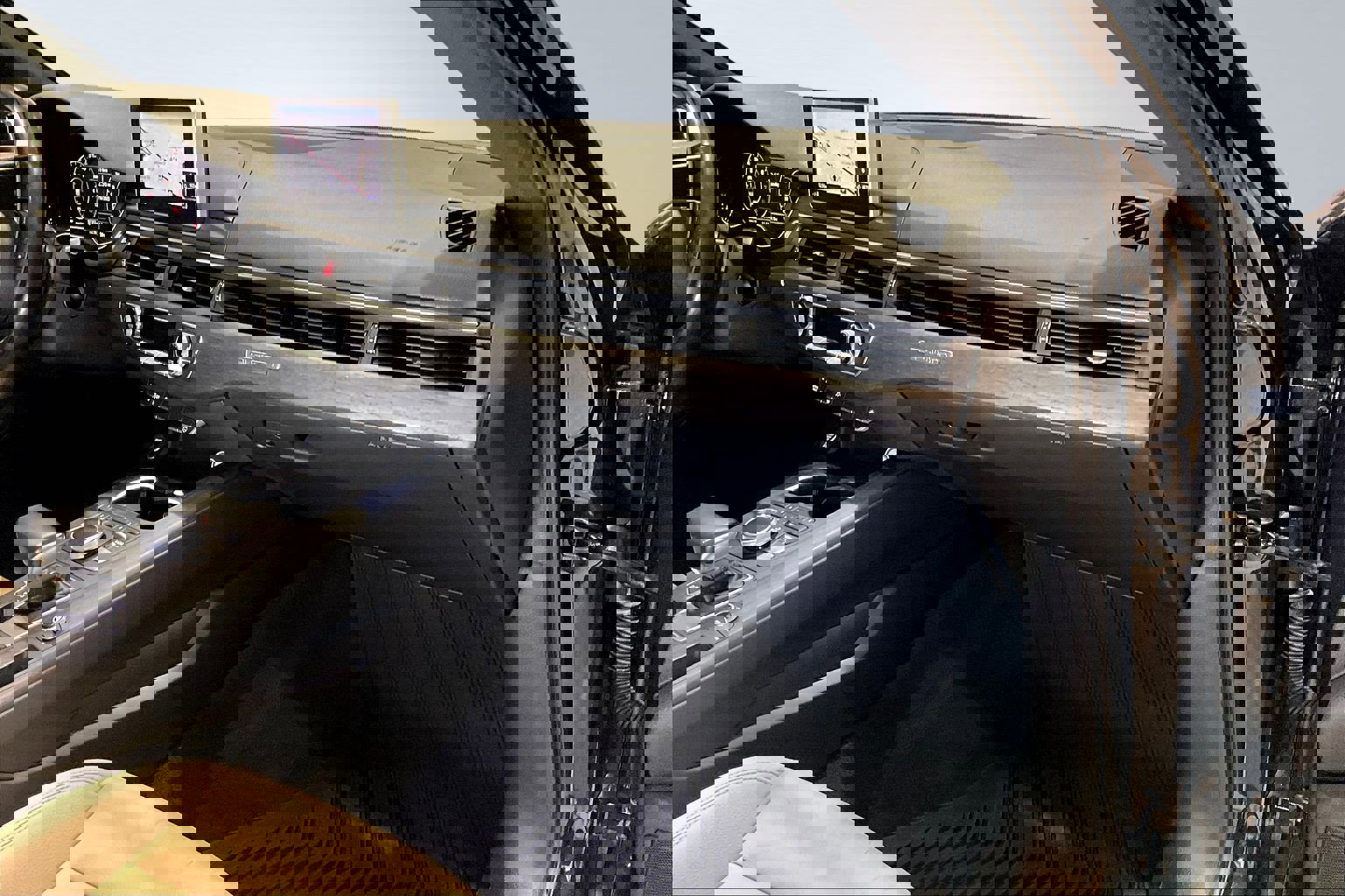 Used 2017 Audi A4 2.0T Premium w/ Convenience Package image 24