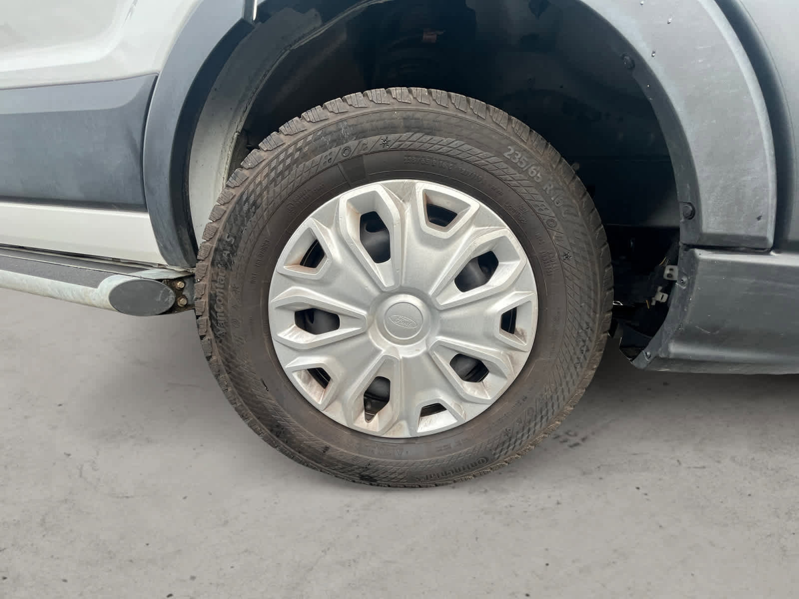 Used 2023 Ford Transit 250 Low Roof w/ Exterior Upgrade Package image 9