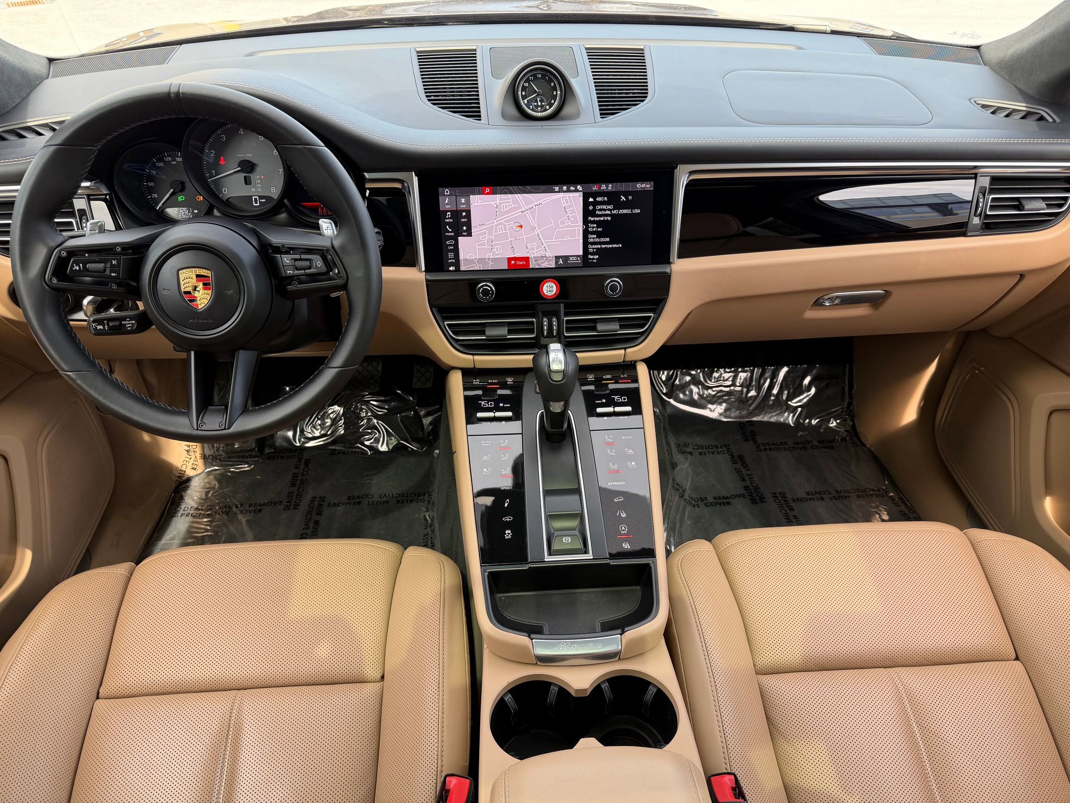 Certified 2023 Porsche Macan S AWD/4WD image 21