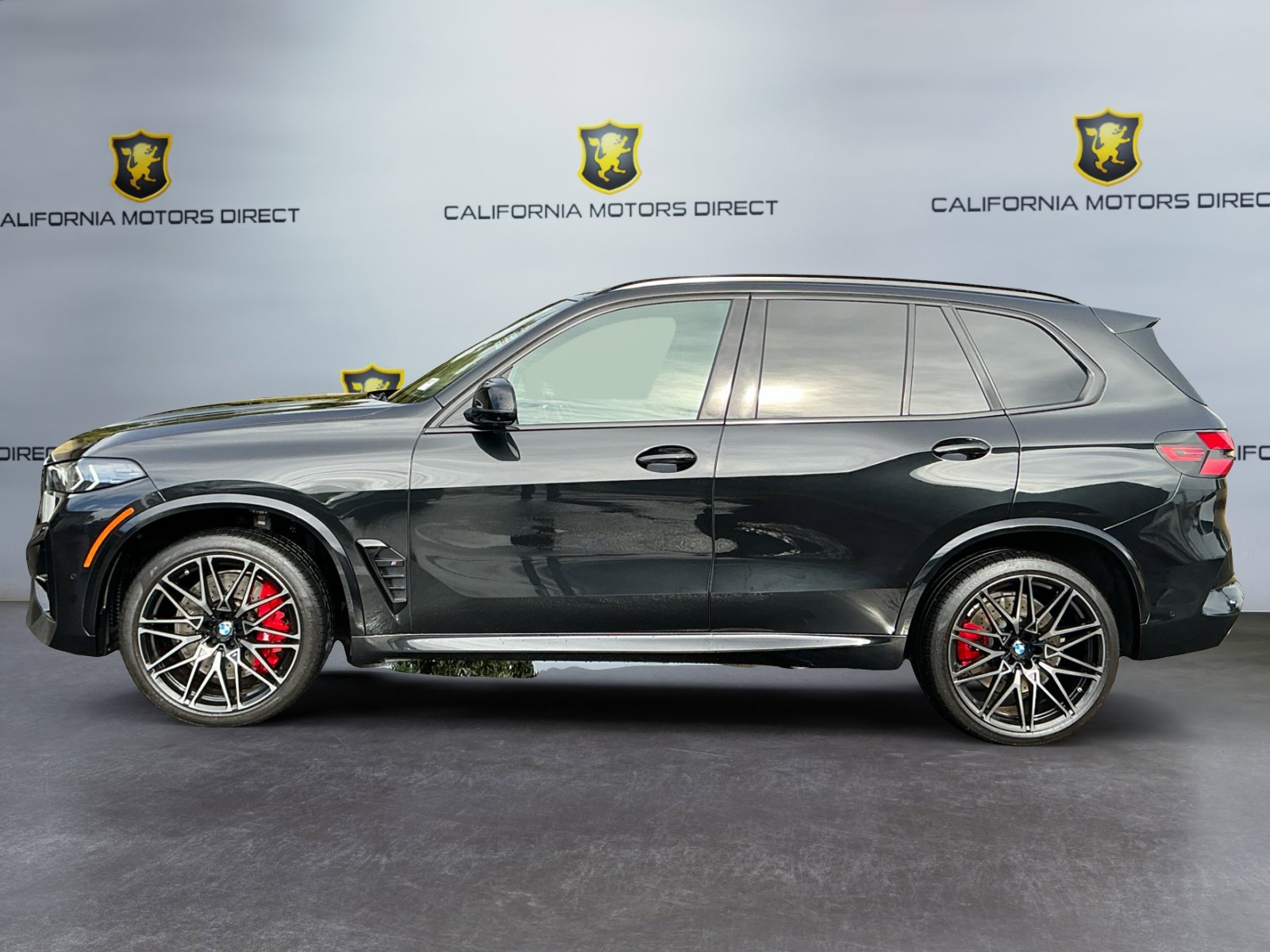 Used 2024 BMW X5 M Competition w/ Executive Package image 8