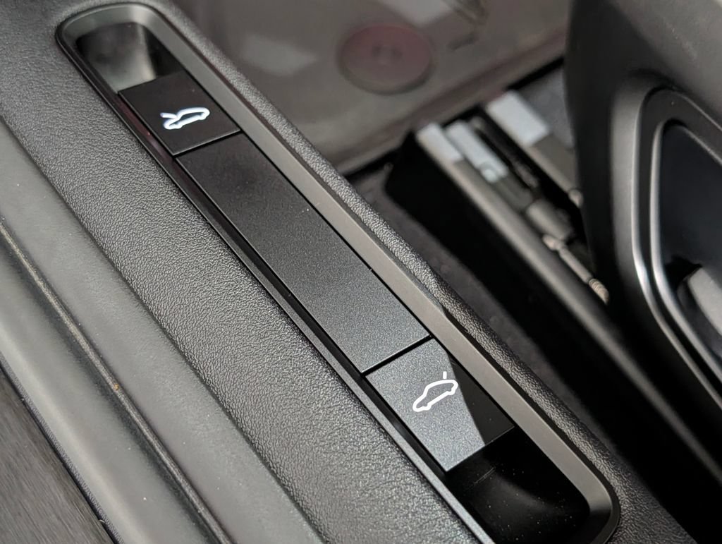Certified 2026 Porsche 911 Carrera GTS RWD image 27
