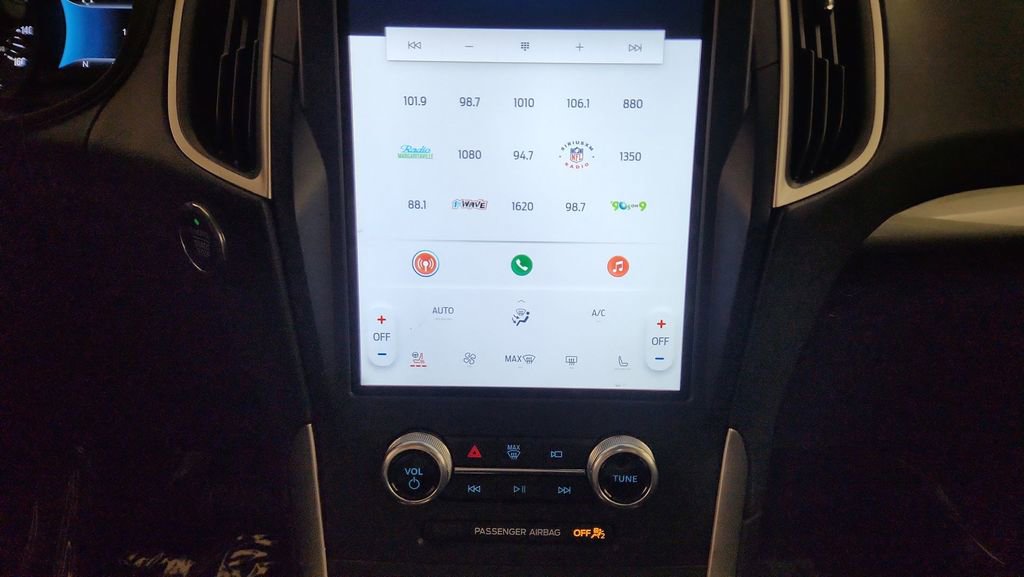 Certified 2023 Ford Edge SEL w/ Convenience Package image 17