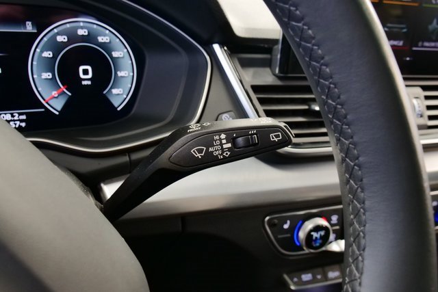 Used 2025 Audi Q5 2.0T Premium image 26