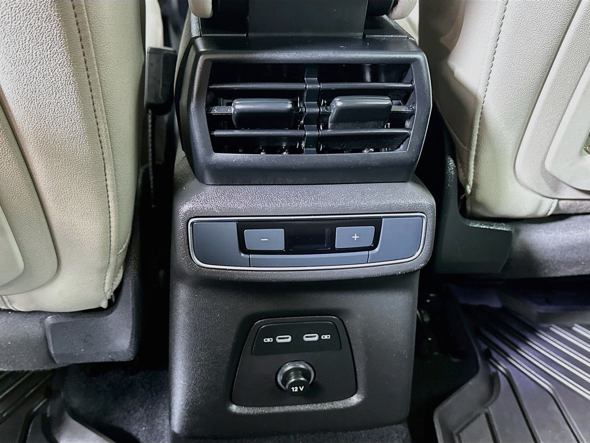 Certified 2023 Audi Q4 e-tron Prestige AWD/4WD image 25