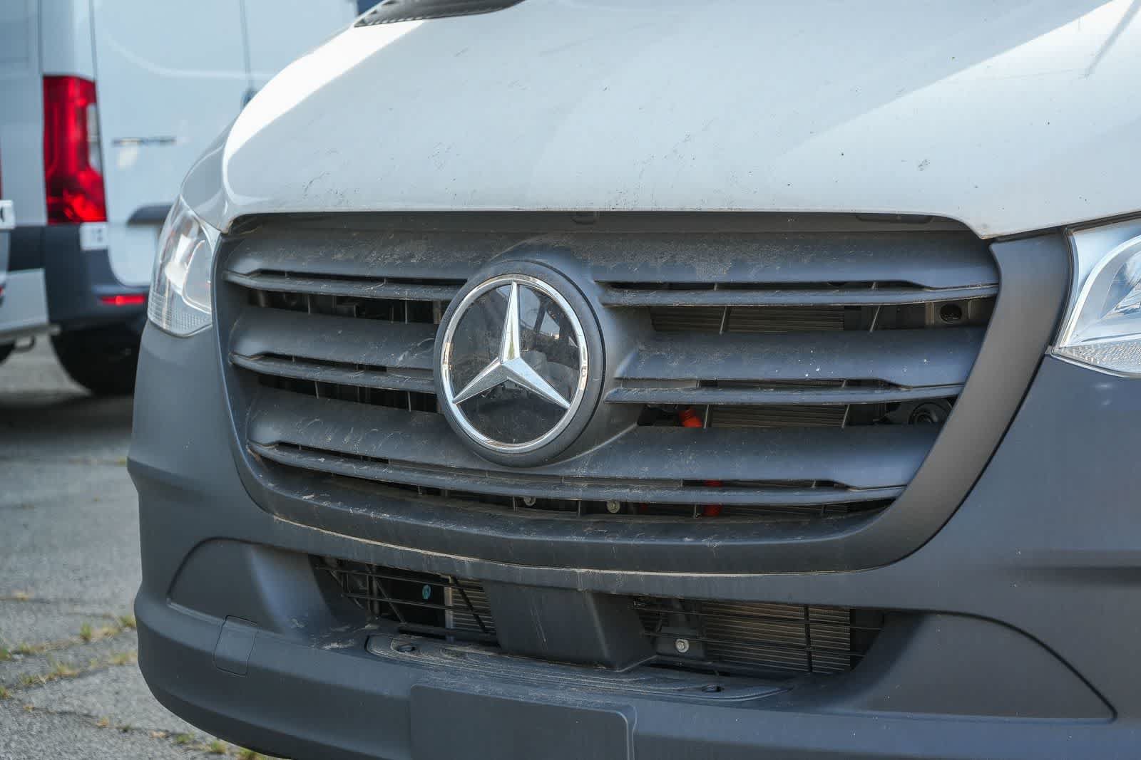 New 2025 Mercedes-Benz eSprinter 170 Cargo image 6
