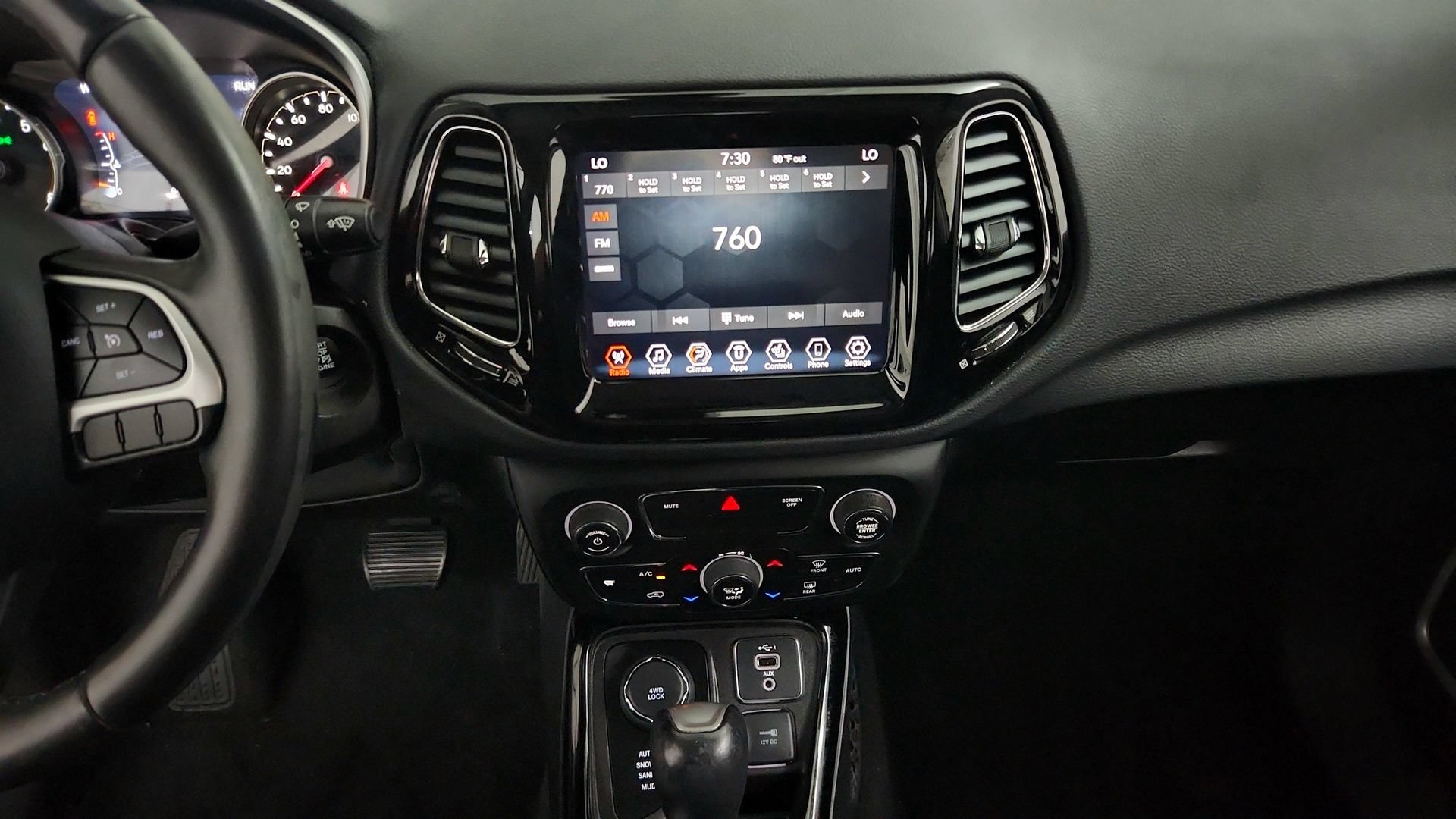 Used 2019 Jeep Compass Limited AWD/4WD image 21