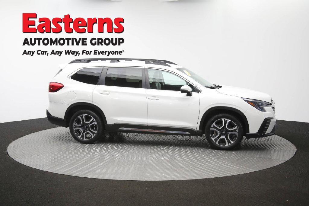 Used 2023 Subaru Ascent Limited AWD/4WD image 50