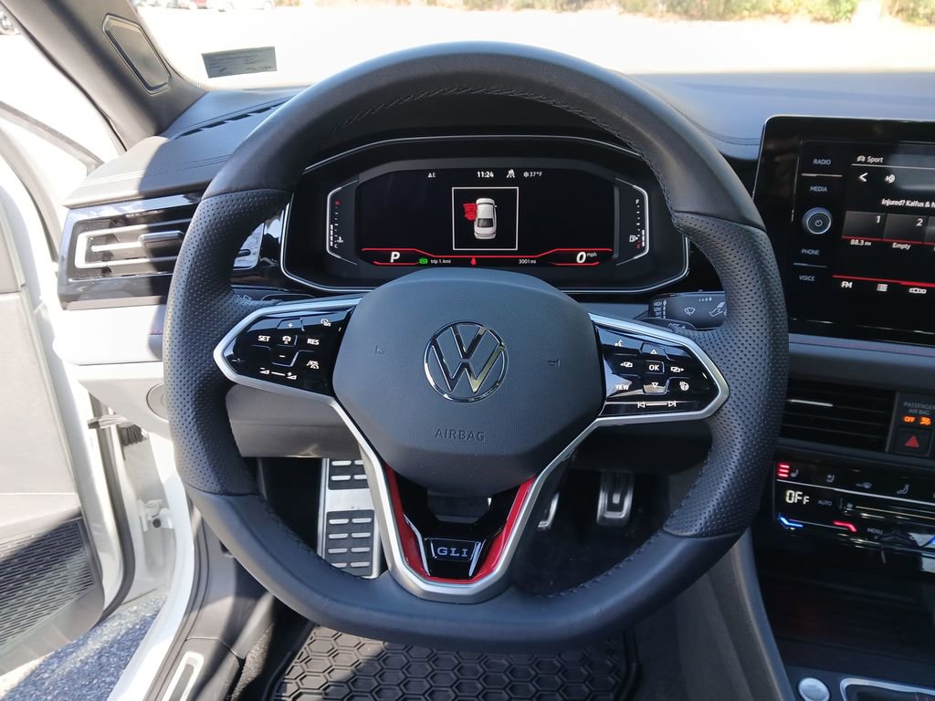 Used 2025 Volkswagen Jetta GLI Autobahn image 28