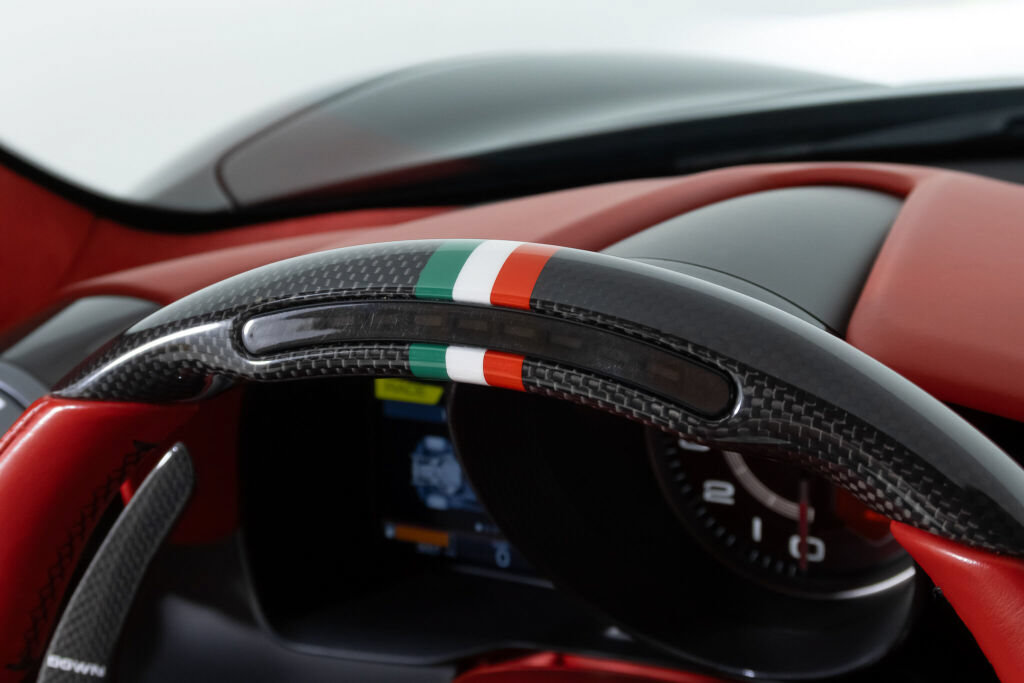 Used 2022 Ferrari F8 Tributo RWD image 37