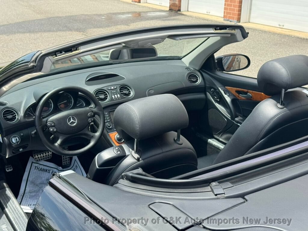 Used 2007 Mercedes-Benz SL 550 image 26