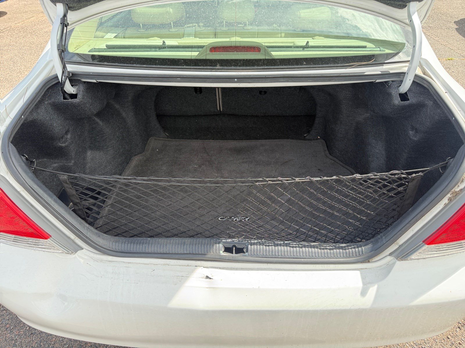 Used 2005 Toyota Camry XLE FWD image 32