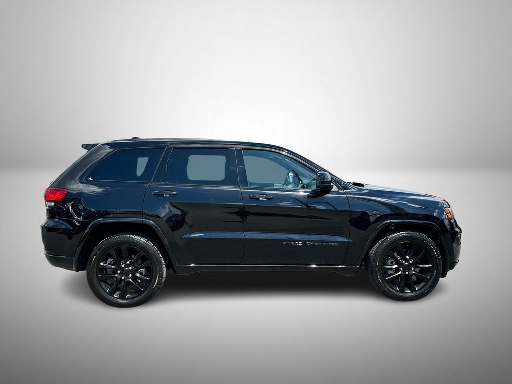 Used 2021 Jeep Grand Cherokee Laredo X RWD image 5
