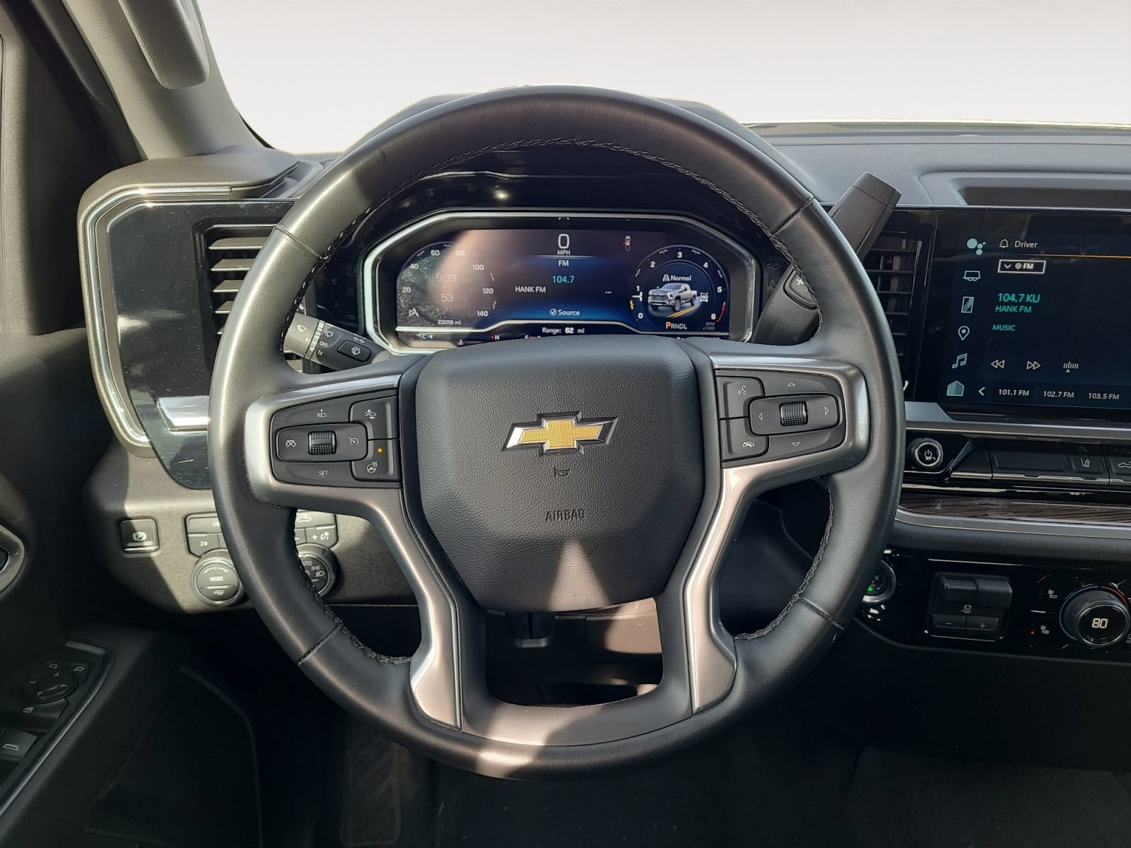 Used 2025 Chevrolet Silverado 2500 LT w/ Convenience Package AWD/4WD image 12