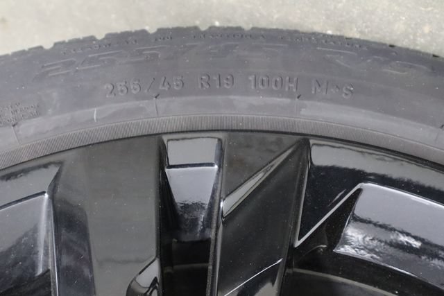 Used 2023 Volkswagen Tiguan SE R-Line AWD/4WD image 40