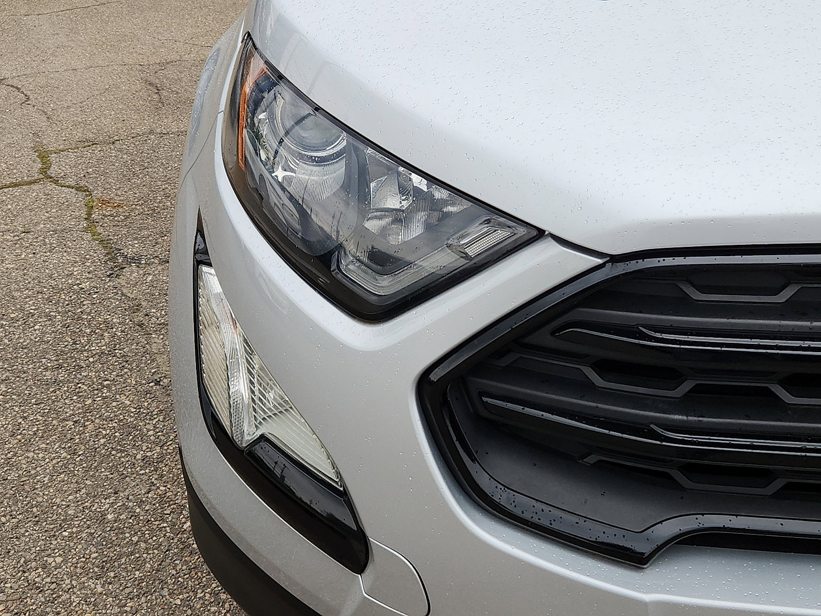 Used 2020 Ford EcoSport SES w/ SES Black Appearance Package AWD/4WD image 9