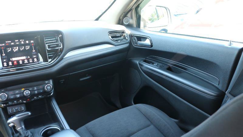 Used 2022 Dodge Durango SXT w/ Blacktop Package AWD/4WD image 19